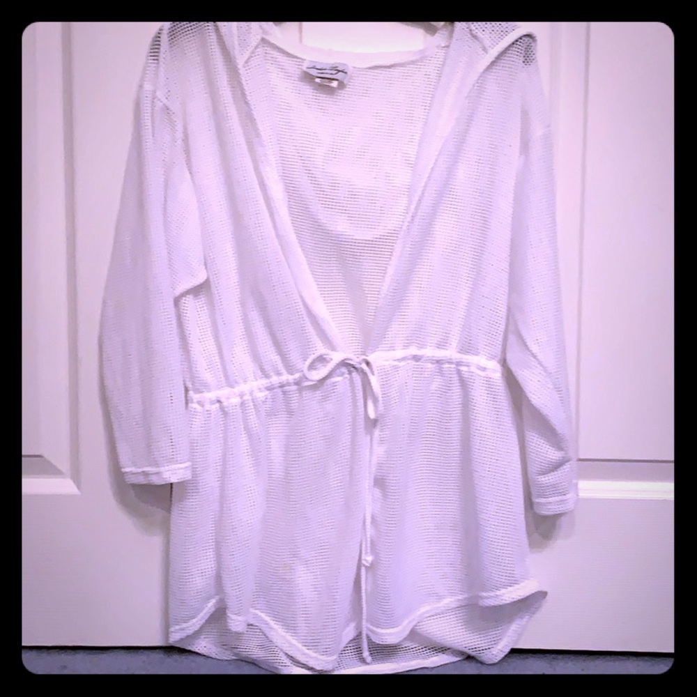 JORDAN TAYLOR bathing suit coverup